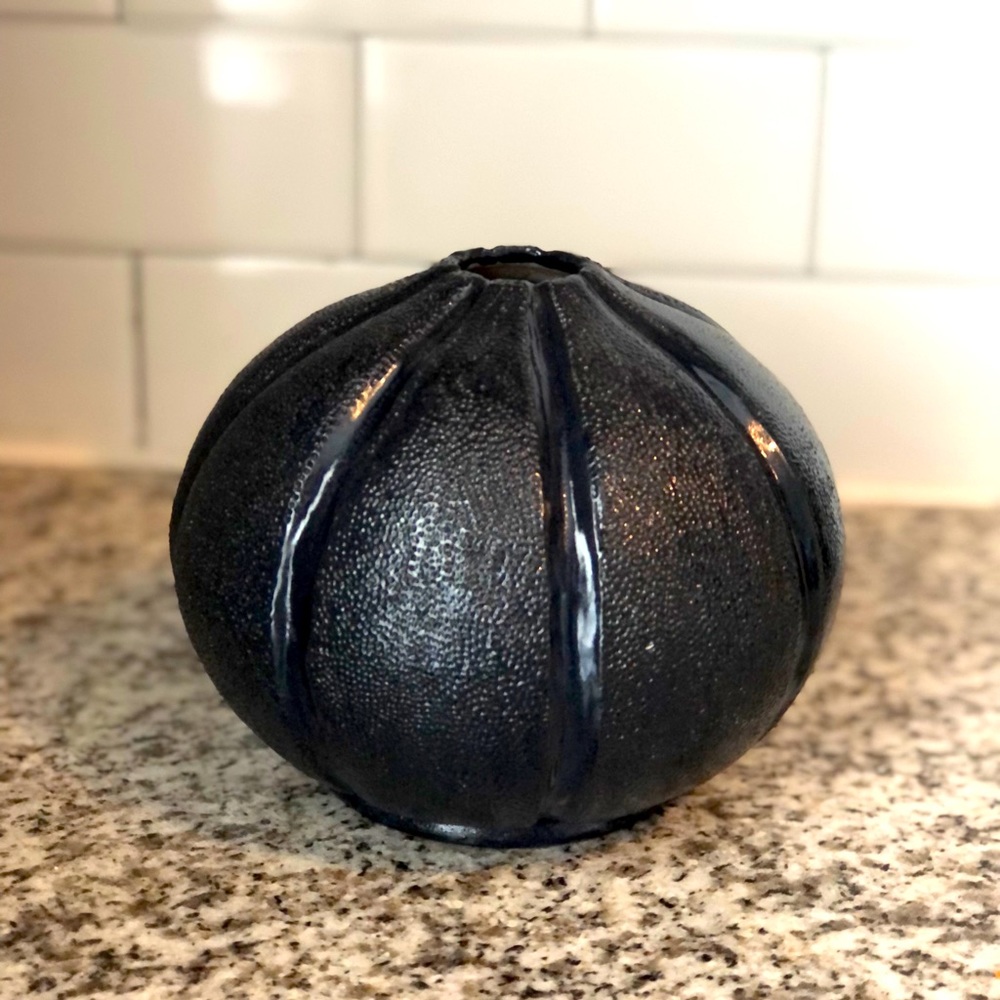 Indigo textured vase